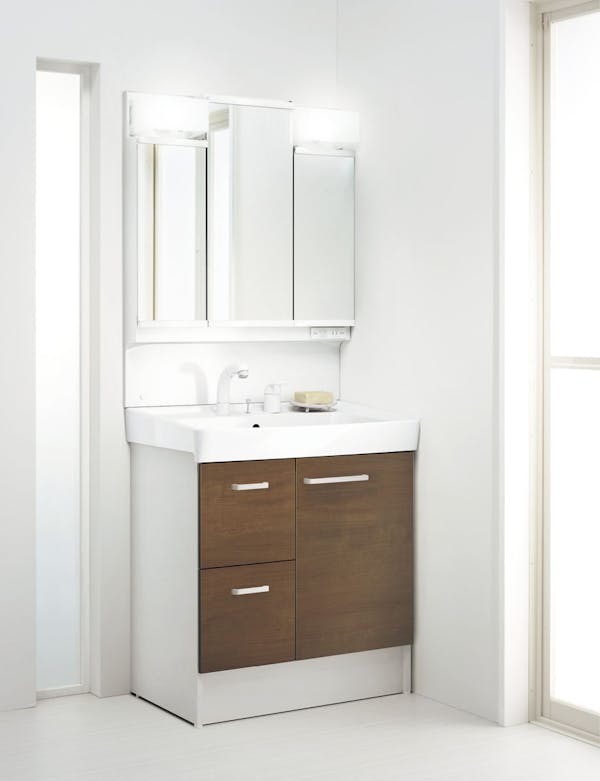 洗面化粧台D7シリーズ750間口 片引出扉　シングルレバー洗髪シャワー水栓　3面鏡